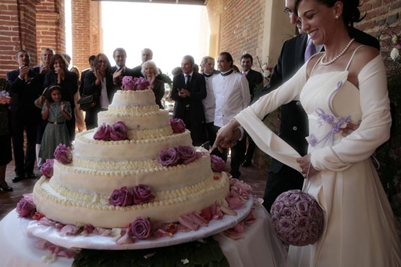 Fabiola and Marco's wedding cake was prepared by the hotel baker