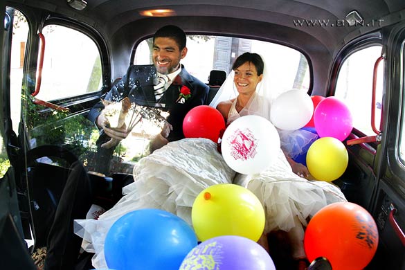 black-cab-wedding-car-rental-Italy black-cab-wedding-car-rental-Italy